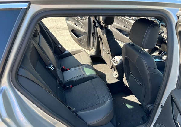 Opel Insignia cena 64950 przebieg: 182905, rok produkcji 2018 z Pruszków małe 497